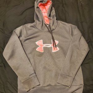 Under Armour Sweatshirt, size M